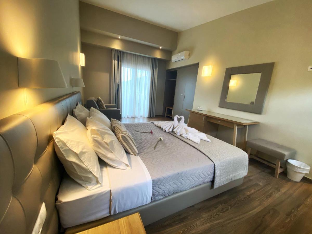 Cosmos Hotel 바실리키 외부 사진