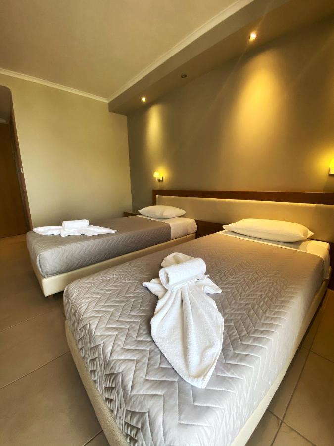 Cosmos Hotel 바실리키 외부 사진