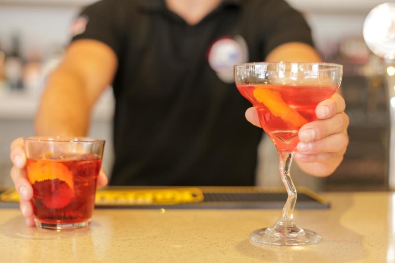 Cosmos Hotel 바실리키 외부 사진